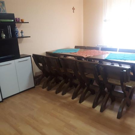 Willa Casa Ionel Si Dani Fundata Zewnętrze zdjęcie